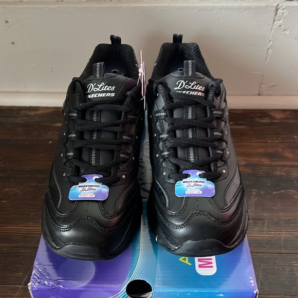 NIB Sketchers D’Lites Leather Memory Foam Sneakers Womens Size 10 - Picture 2 of 6